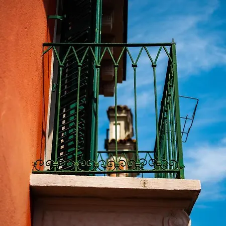 Boutique Al Palazzo Rosso Bed & Breakfast Neive