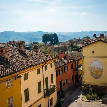 Boutique Al Palazzo Rosso Bed & Breakfast Neive