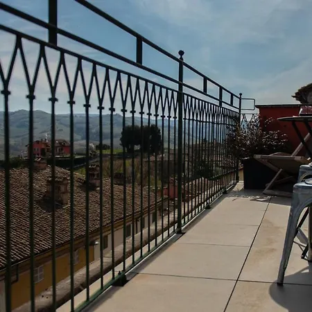 Boutique Al Palazzo Rosso נייבה