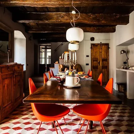 Boutique Al Palazzo Rosso * Neive