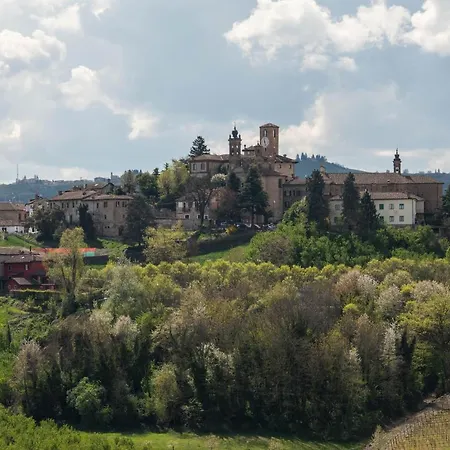 Boutique Al Palazzo Rosso Bed & Breakfast Neive