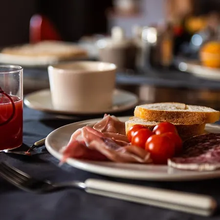 Boutique Al Palazzo Rosso Neive