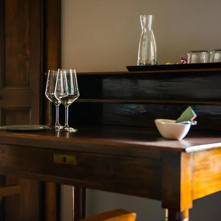 Boutique Al Palazzo Rosso Bed and Breakfast Neive
