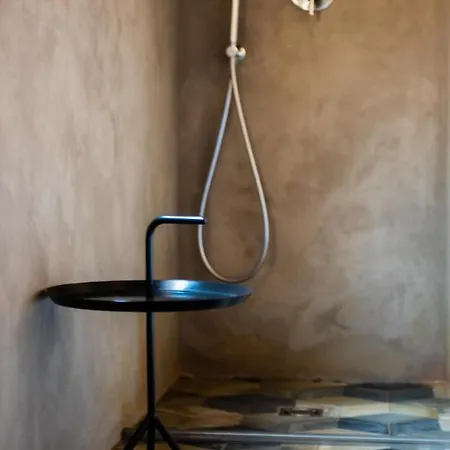 לינה וארוחת בוקר Boutique Al Palazzo Rosso נייבה