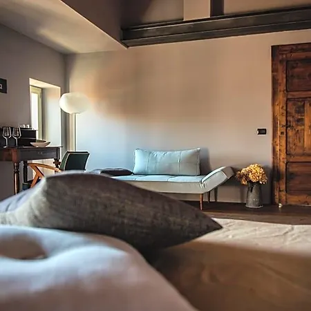 Boutique Al Palazzo Rosso Bed and Breakfast 4*