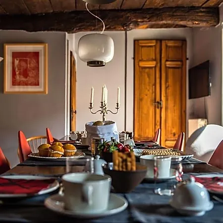 Boutique Al Palazzo Rosso Nocleg ze śniadaniem Neive