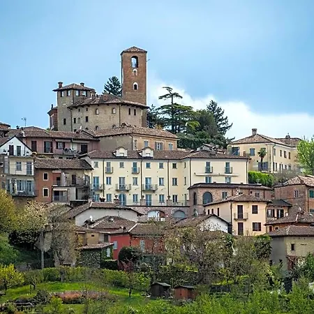Boutique Al Palazzo Rosso Bed and Breakfast Neive